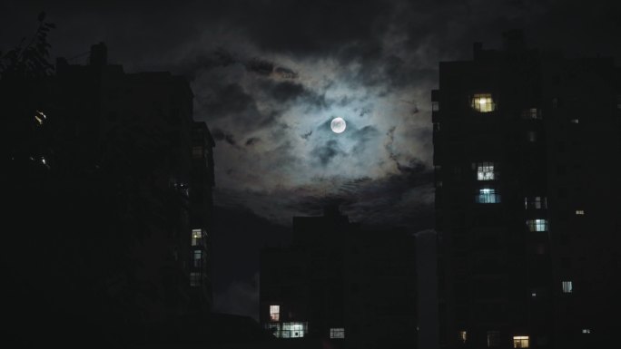 月黑风高的城市 诡异恐怖 乌云遮月