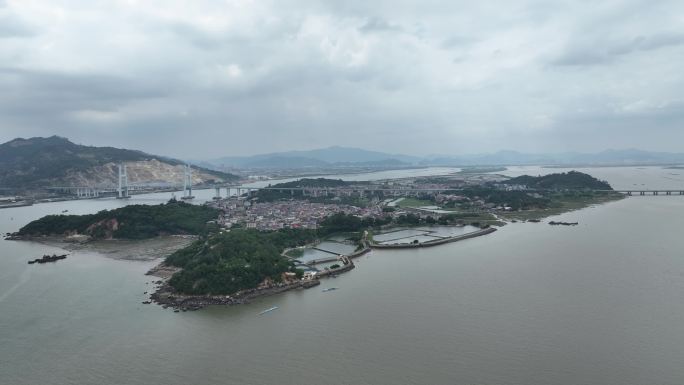 漳州市海门岛航拍海上小岛风光