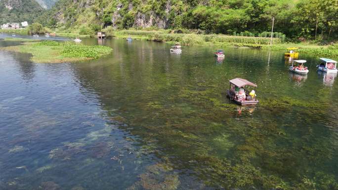 水坝都安响水关夏天玩水旅游宣传片素材