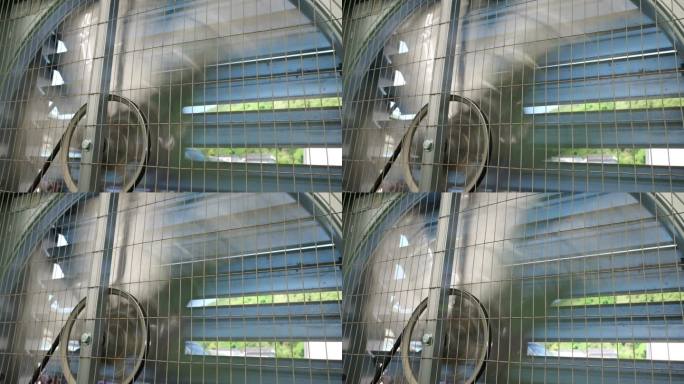 电扇风扇夏天炎热酷暑乘凉纳凉