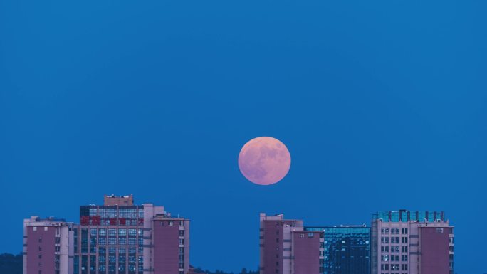 延安新区2023年中秋节大红月亮缓缓升起