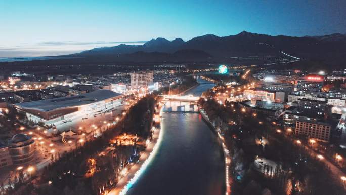 城市 德令哈夜景