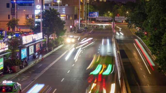 城市道路公路车流动态光影