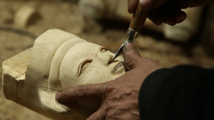传统手工艺神像雕刻非物质文化遗产