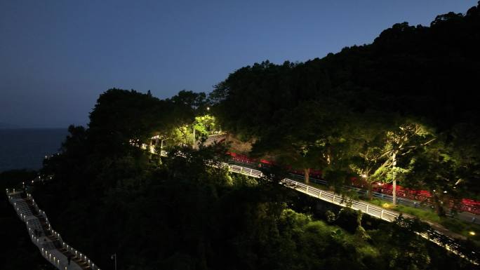 深圳大梅沙滨海栈道夜景航拍