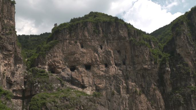 王莽岭挂壁公路