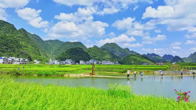 航拍广西靖西平江田园风光