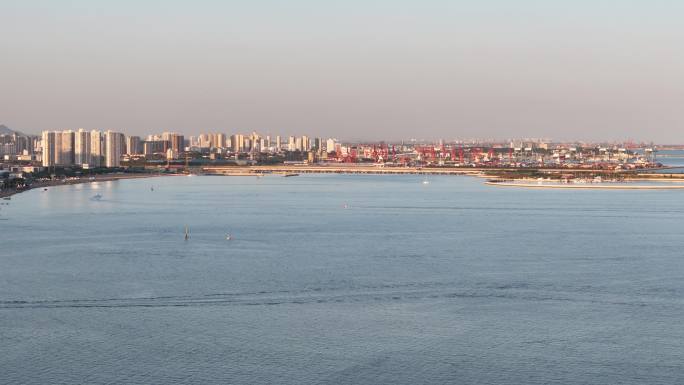 航拍大海：秦皇岛金梦海湾沙滩浴场