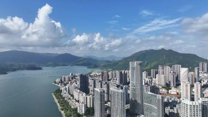 深圳盐田区大景蓝天白云航拍