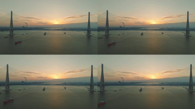南通长江公路大桥夕阳下的雄姿 航拍4K