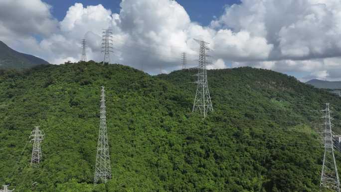 高山电力电塔电网高压输电塔航拍