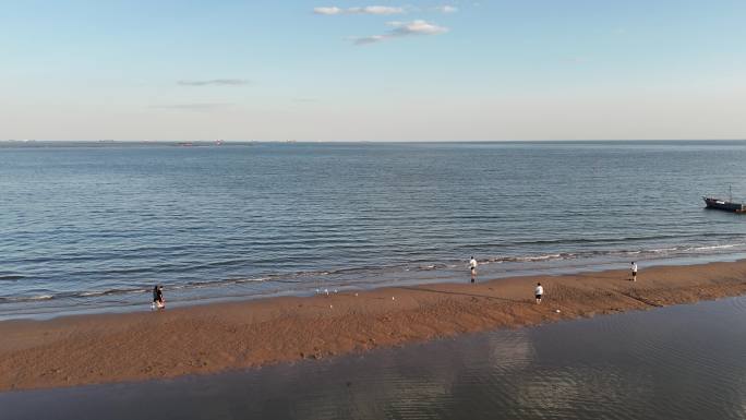 航拍大海：秦皇岛金梦海湾沙滩浴场