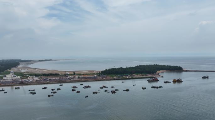 航拍防城港企沙镇北部湾开海节