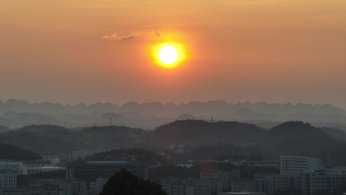 航拍贵州师范大学日落夕阳