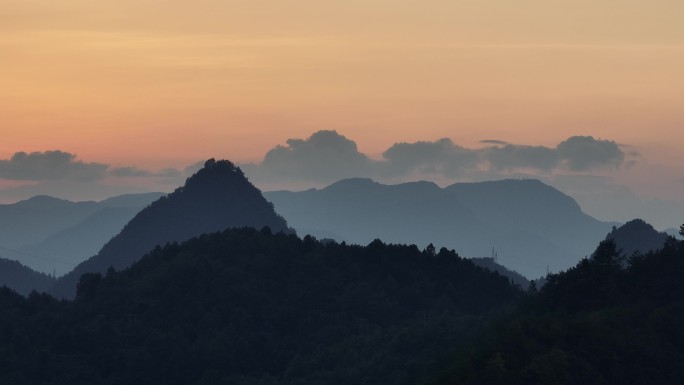 航拍贵州都匀日落夕阳