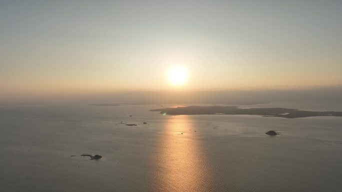 大海航拍海面日出风光飞向大海天空海洋风景