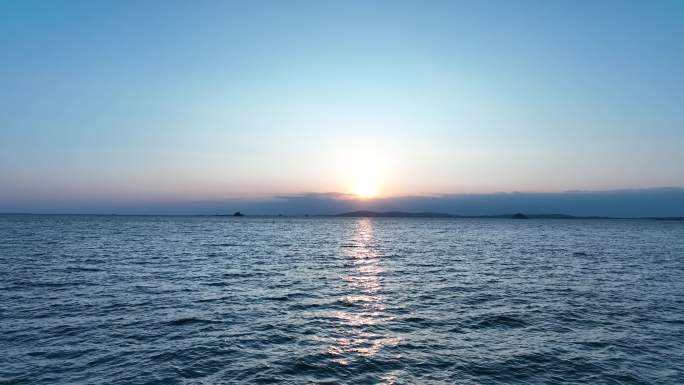 大海航拍海面日出风光飞向大海天空海洋风景