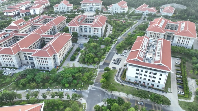 厦门大学航拍校园建筑风光学校风景教学楼