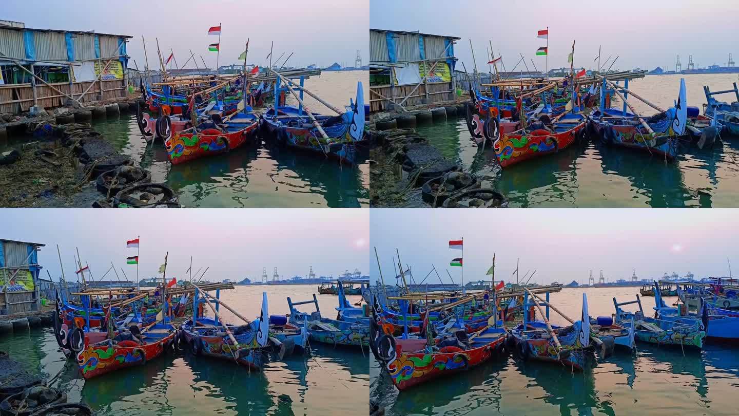 活动渔船沿坦巴克洛洛克海岸，三宝垄市，中爪哇在下午晚些时候出海