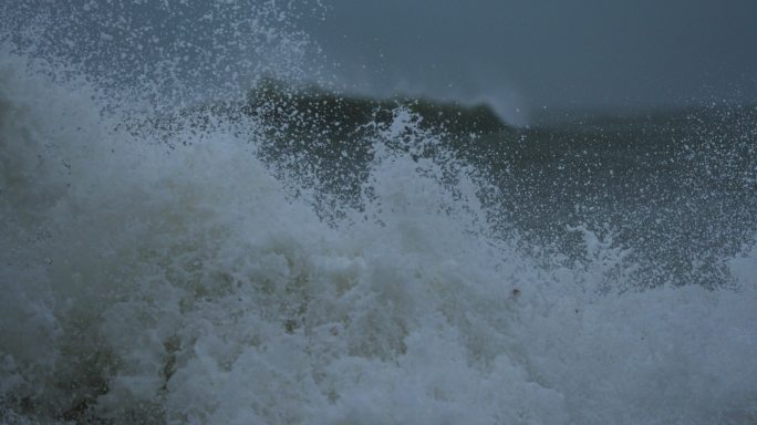 台风天浪潮-高速摄影
