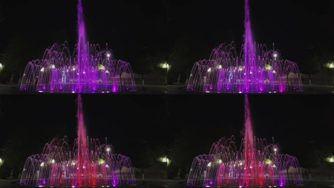 霓虹灯街景喷泉。改变强度的多色照明。
