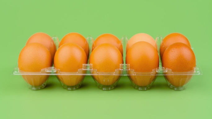 新鲜鸡蛋，有机鸡蛋高蛋白食品，鸡蛋架，棕蛋，生鸡蛋，鸡蛋泡，定格视频，动物蛋