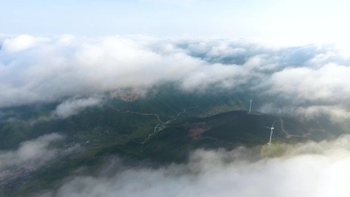 震撼云海风车飘扬