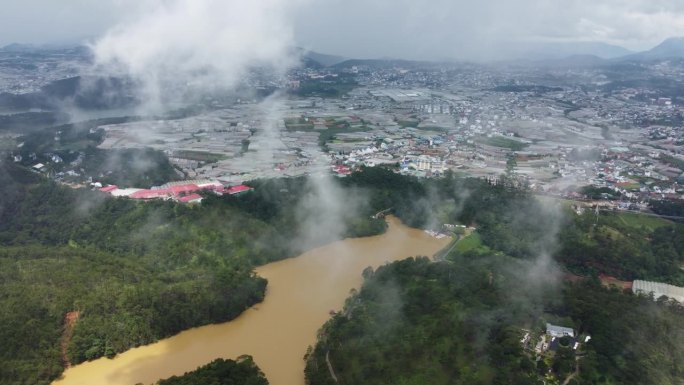 大叻市鸟瞰图，大叻是一个非常著名的旅游目的地