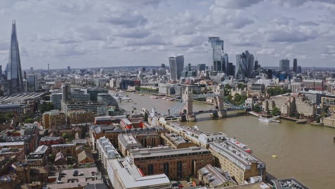 伦敦碎片大厦鸟瞰图。高品质的4k画面。