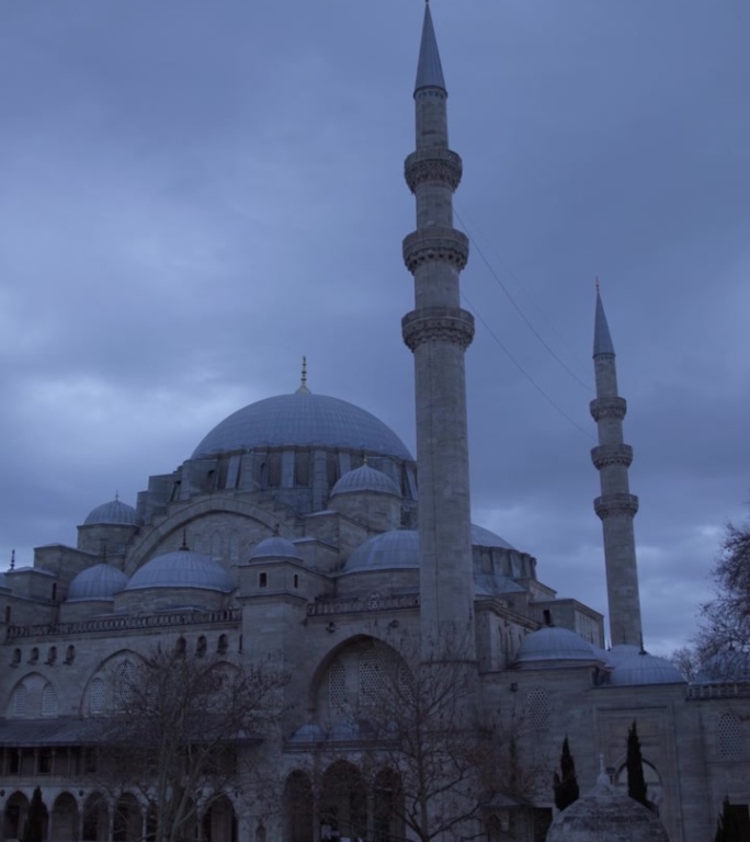 从土耳其伊斯坦布尔的sysleymaniye清真寺俯瞰伊斯坦布尔全景