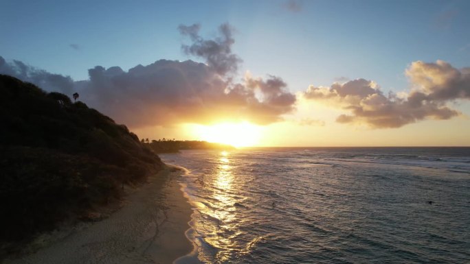 夏威夷钻石头海滩日出