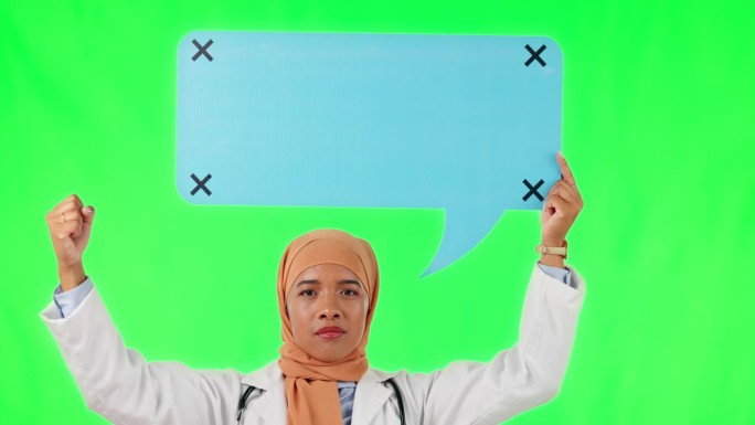 穆斯林妇女、医生和演讲在绿色屏幕上冒泡，以抗议演播室背景。女性肖像，医疗或保健和社交媒体图标聊天或声