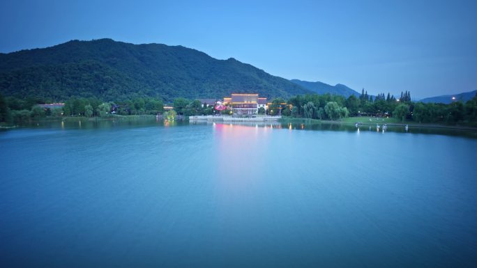 临海灵湖景区夜景5