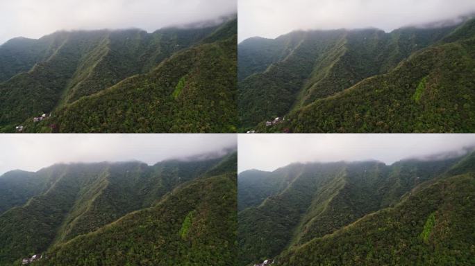 山区地形的空中一瞥