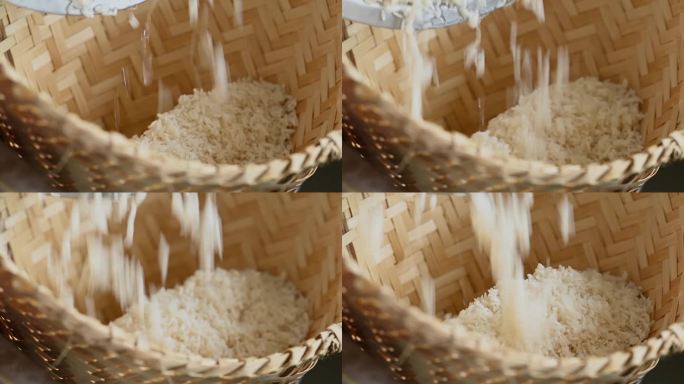 煮米，将糯米倒入蒸笼中