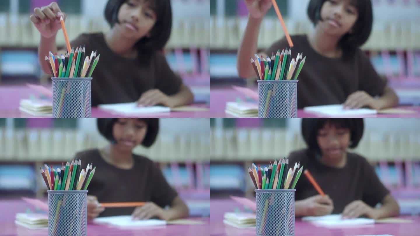 给孩子们的彩色铅笔。