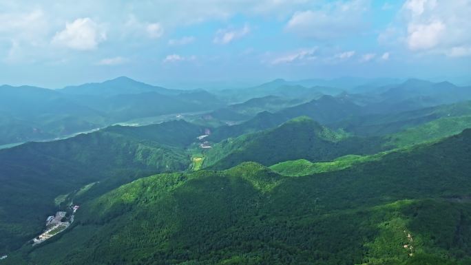 东北辽宁本溪老边沟夏季山谷航拍