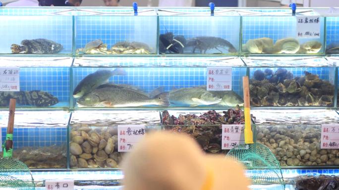 侨港风情街夜市北海夜市手打柠檬烤鸡翅