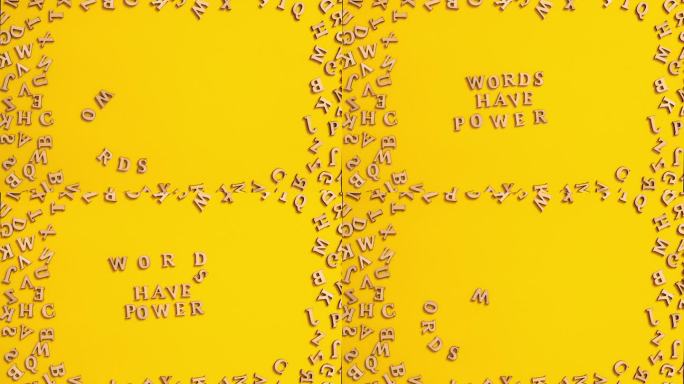 在明黄色背景上用木制字母做成的时间流逝的引用词有力量。励志话语引用概念。文字字母停止动作