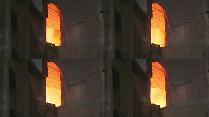 生产过程中工厂窑炉内熊熊燃烧的视频