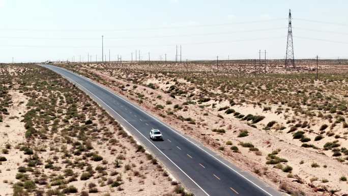 沙漠 隔壁 公路 汽车 荒芜 新疆 旅行