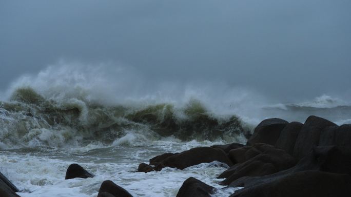 台风天海岸-高速摄影