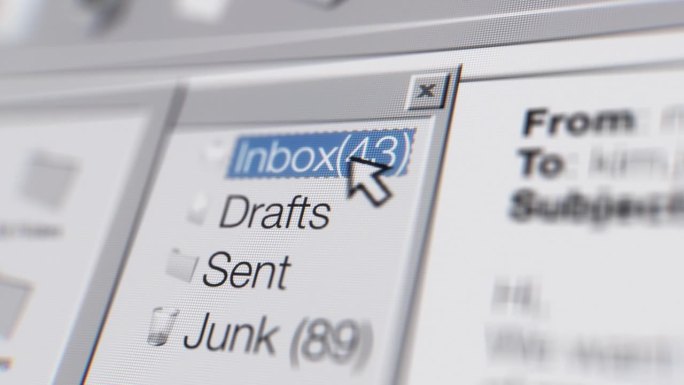 旧电脑上的电子邮件收件箱，接收电子邮件