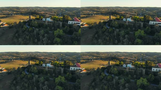 无人机拍摄的葡萄牙一座山上的中世纪堡垒。