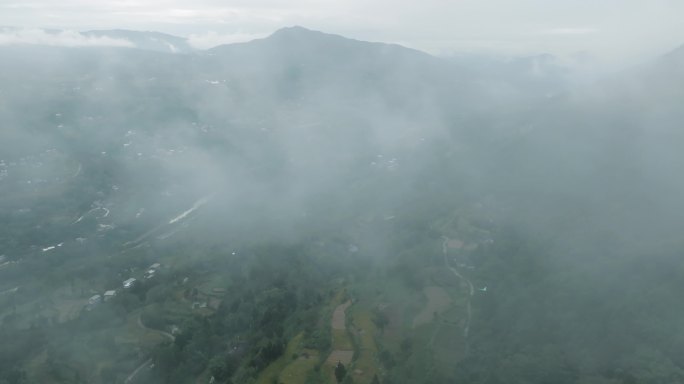 四川巴中云雾山野航拍风景