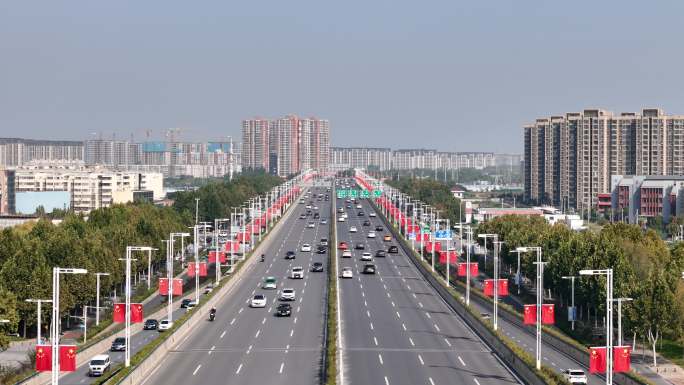 河南郑州中州大道高架桥国庆节车水马龙航拍