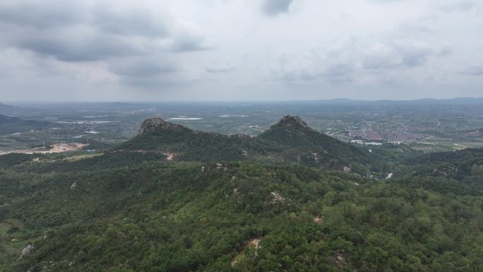 航拍山东文登界石镇圣经山的秋季风景