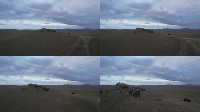 内蒙古草原怪石堆