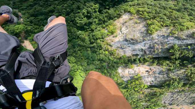 2K张家界大峡谷高空蹦极