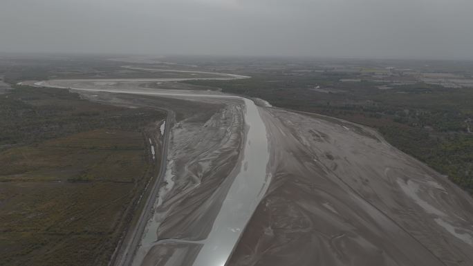 新疆阿拉尔 和田河汇入阿克苏河 4K航拍